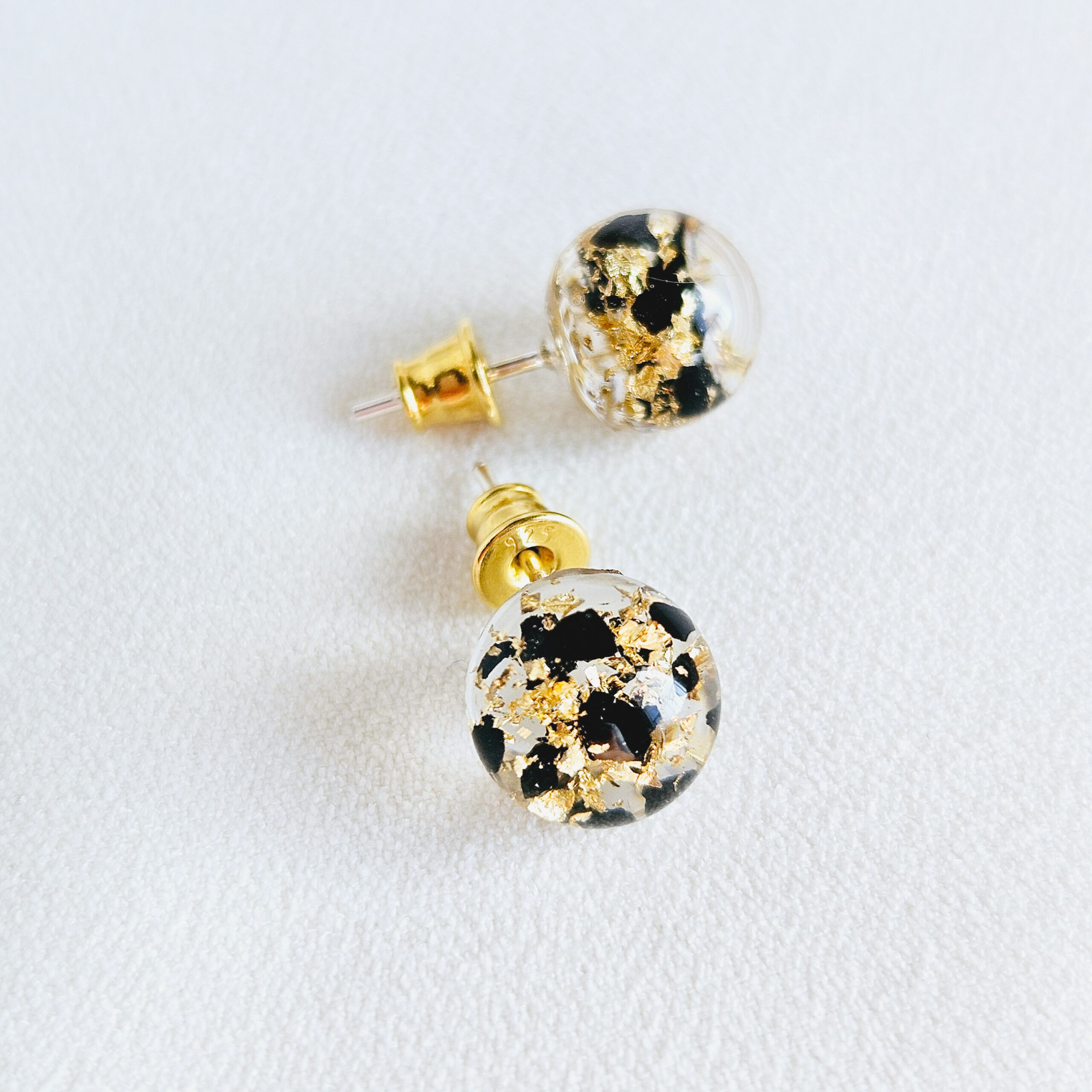 Boucles d'oreilles or/charbon "LOUNA" – Image 4